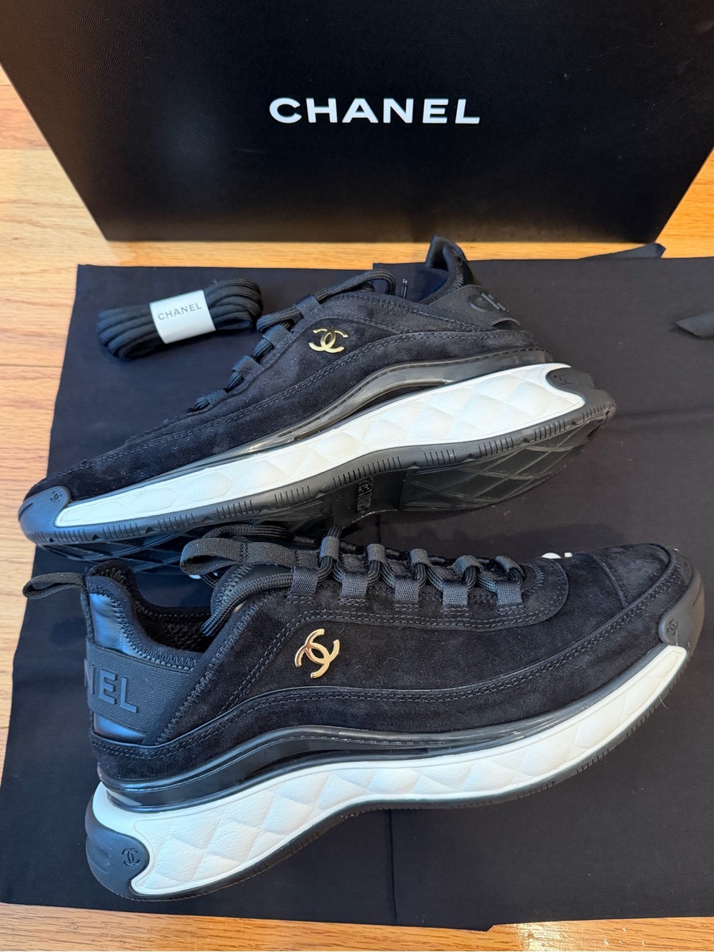 Full Set CHANEL CC Logo Suede Chunky Sneakers Black Gold Size 39.5 G45331